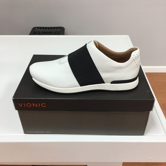Vionic-Codie- White/Black - Picture 2 of 6